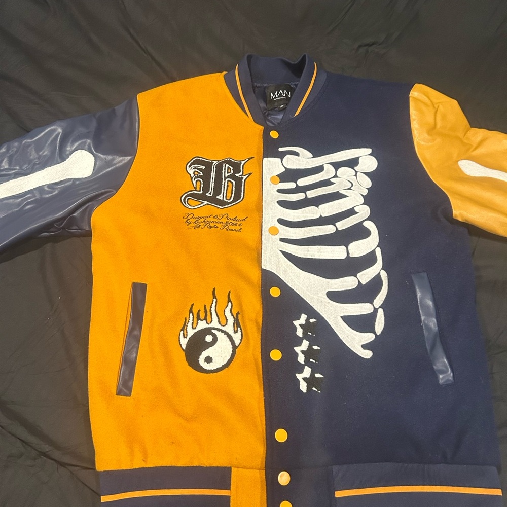 Boohoo Mens Yellow and Navy Varsity Jacket